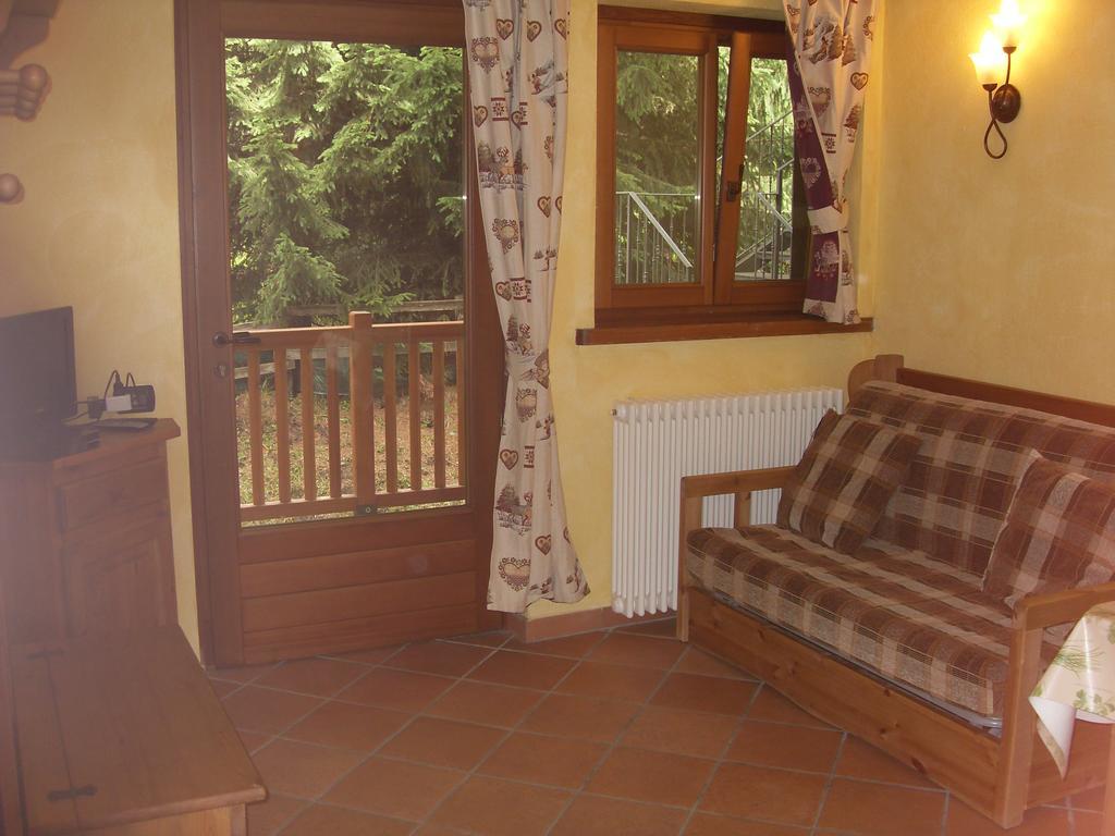 Residence Les Myosotis Champoluc Dış mekan fotoğraf